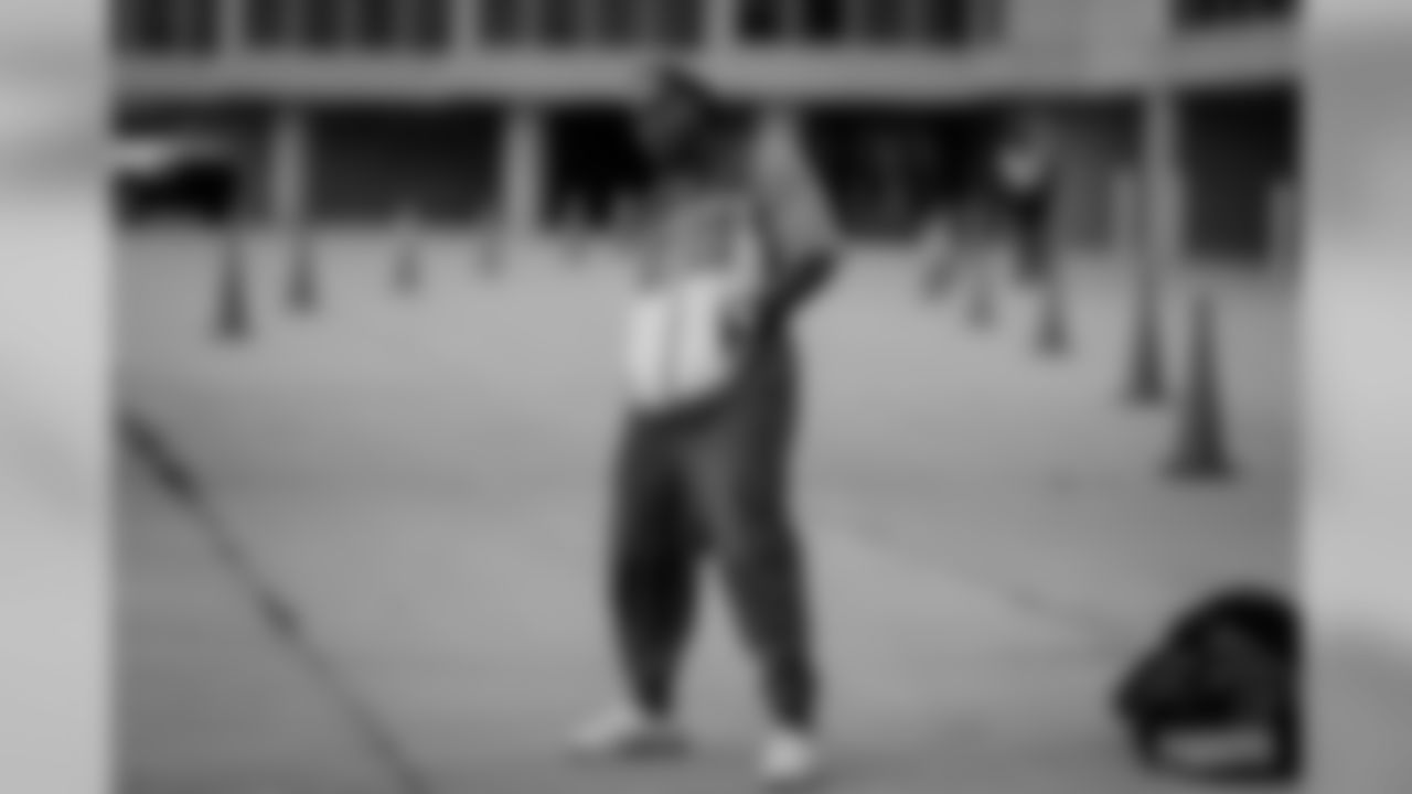 191101-packers-GRB-airport-siegle_WM-11