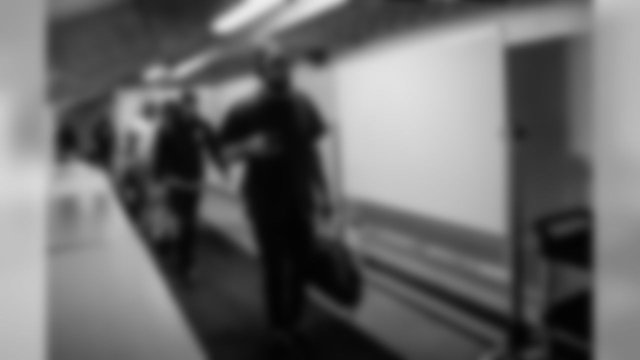 190822-stadium-arrival-bobber-35
