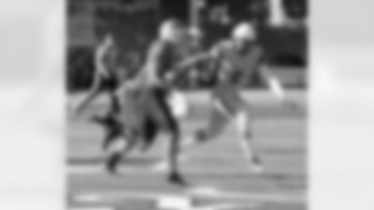 6 - Dallin Leavitt - Utah State