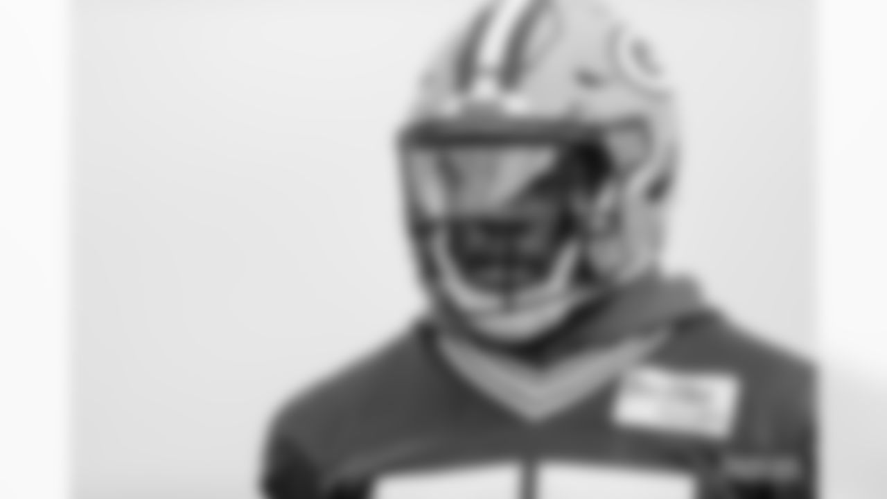 LB James Burgess