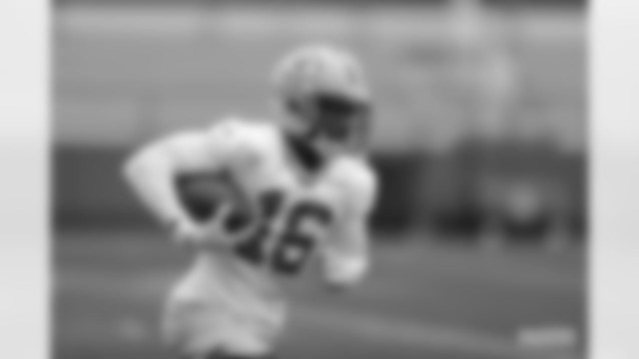 WR Robert Foster