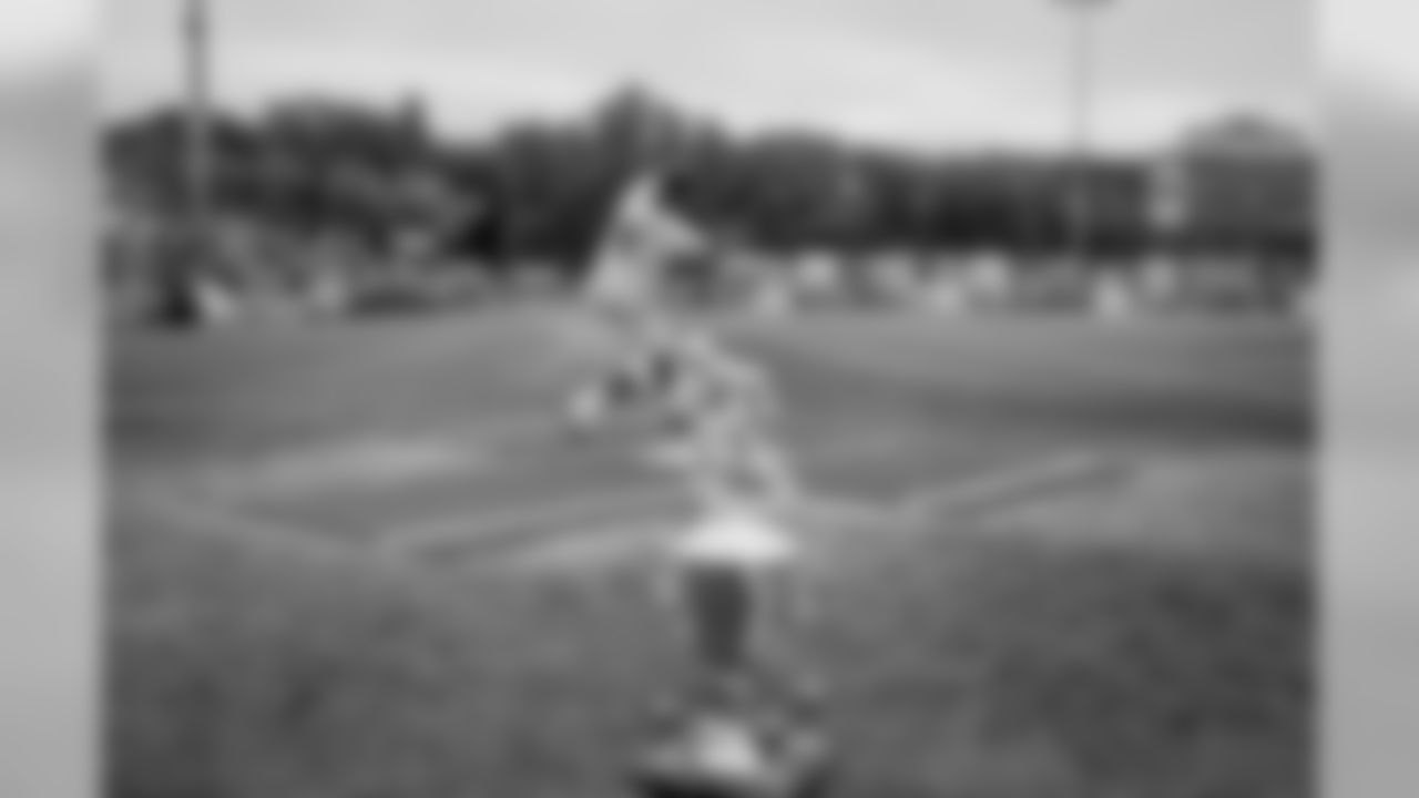 180602-green-gold-softball-siegle-10