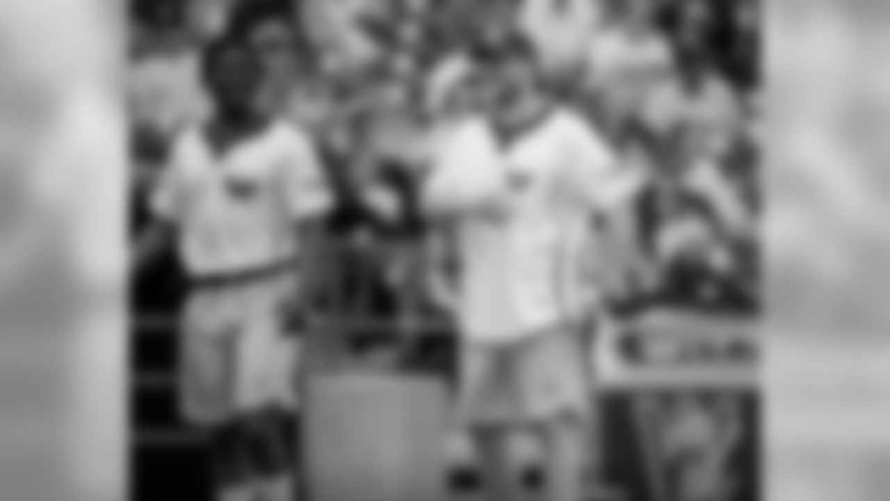 180602-green-gold-softball-siegle-71