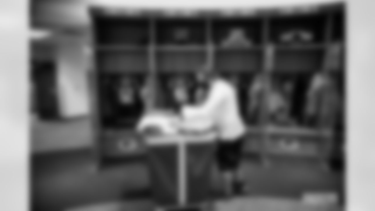 220122-locker-room-hartwig-WM-026