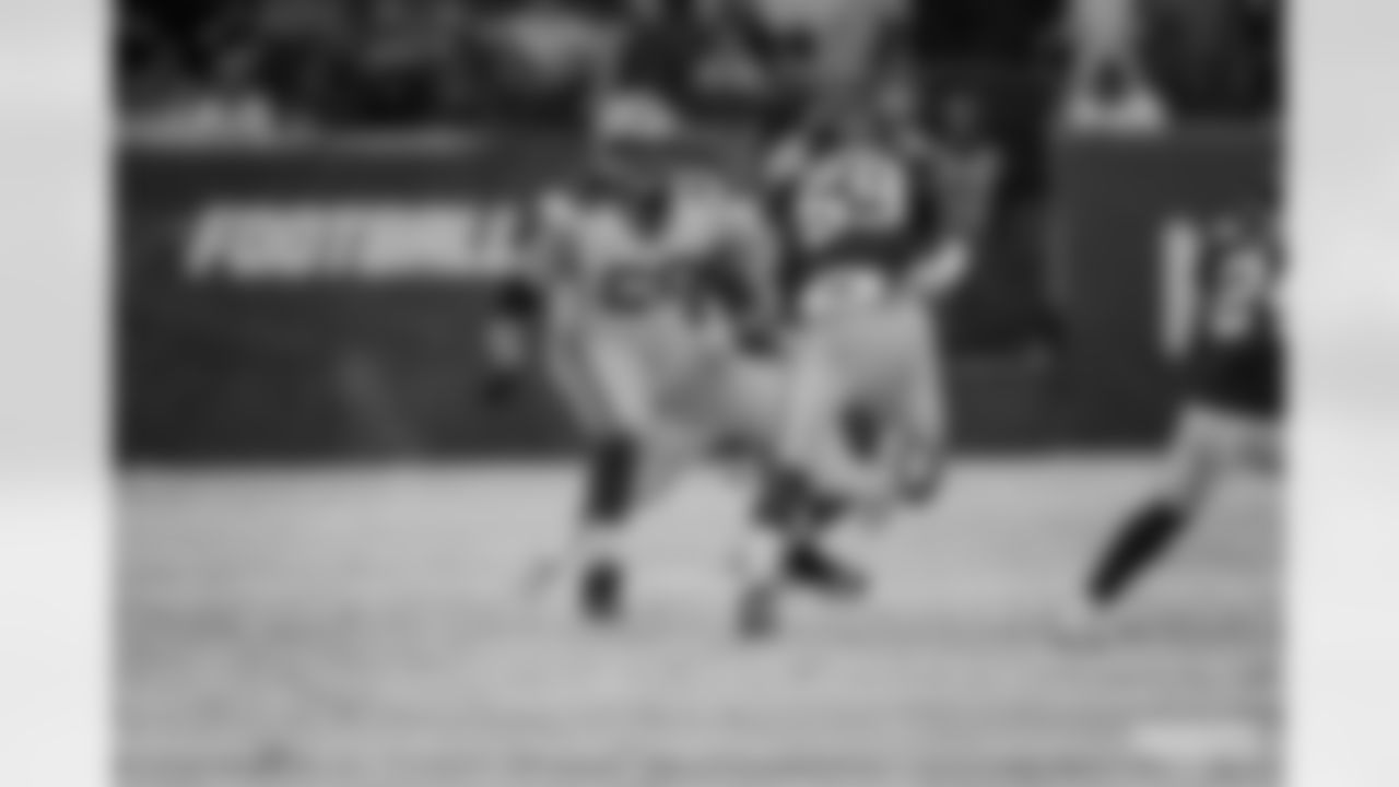 T David Bakhtiari