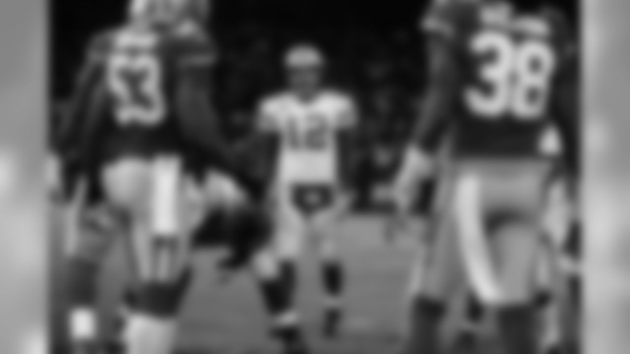 Green Bay begins 2013 with a rematch of last year's opener and NFC Divisional playoff clash, both won by the 49ers, who went on to represent the NFC in the Super Bowl.