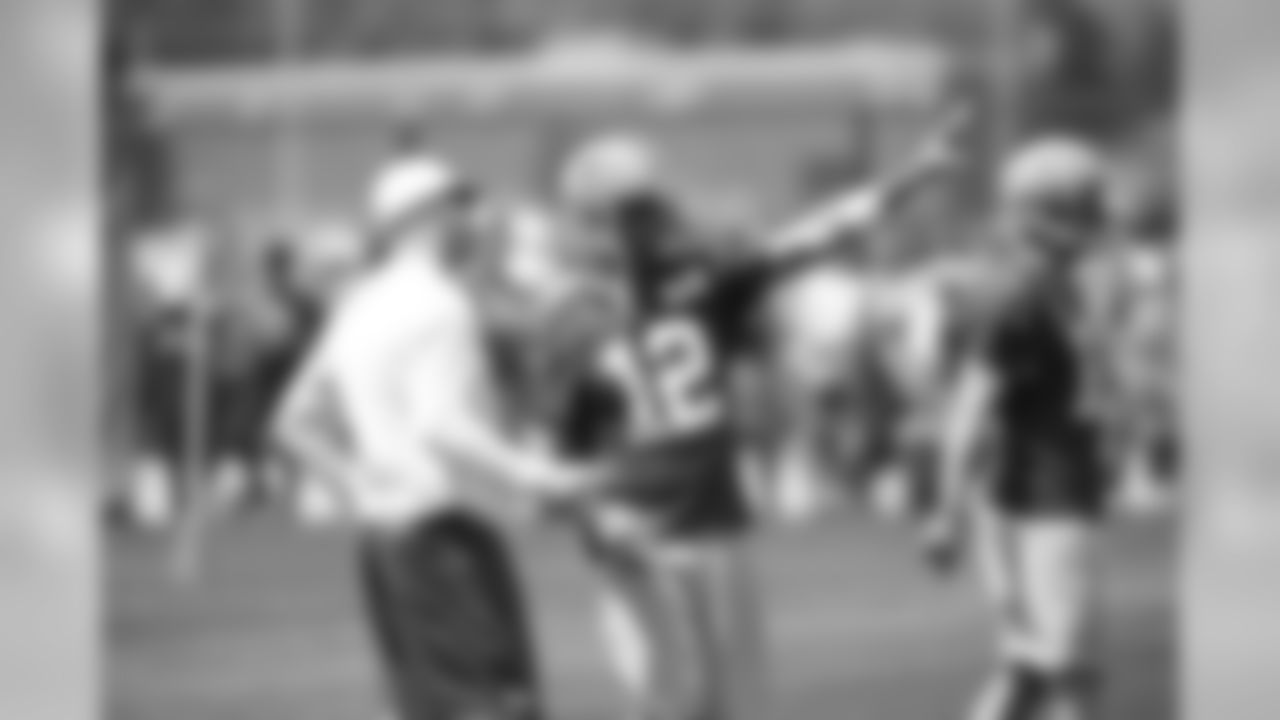QB Aaron Rodgers (12)