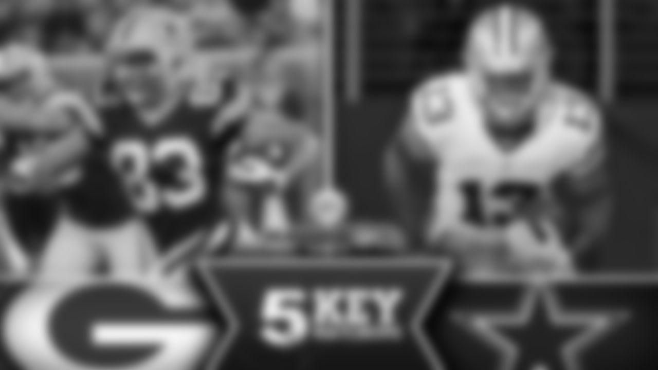 Jeff Janis vs. Lucky Whitehead – Two hot return men here. Janis posted kickoff returns of 70 and 64 yards against the Vikings and Bears, while Whitehead's 46-yard runback in the final minute on Monday helped set up the game-winning field goal. Whitehead also has a 79-yard return on his resume this year. Field position could be the hidden story, especially if there are weather issues.