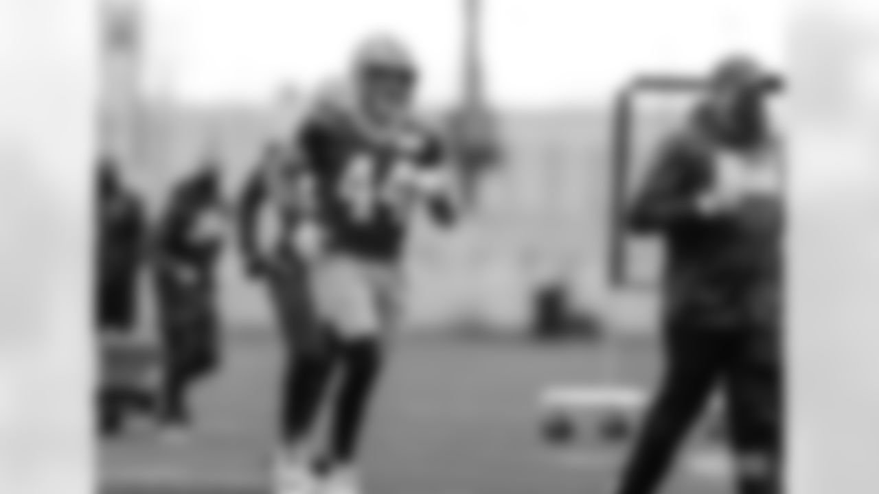 LB Ty Summers