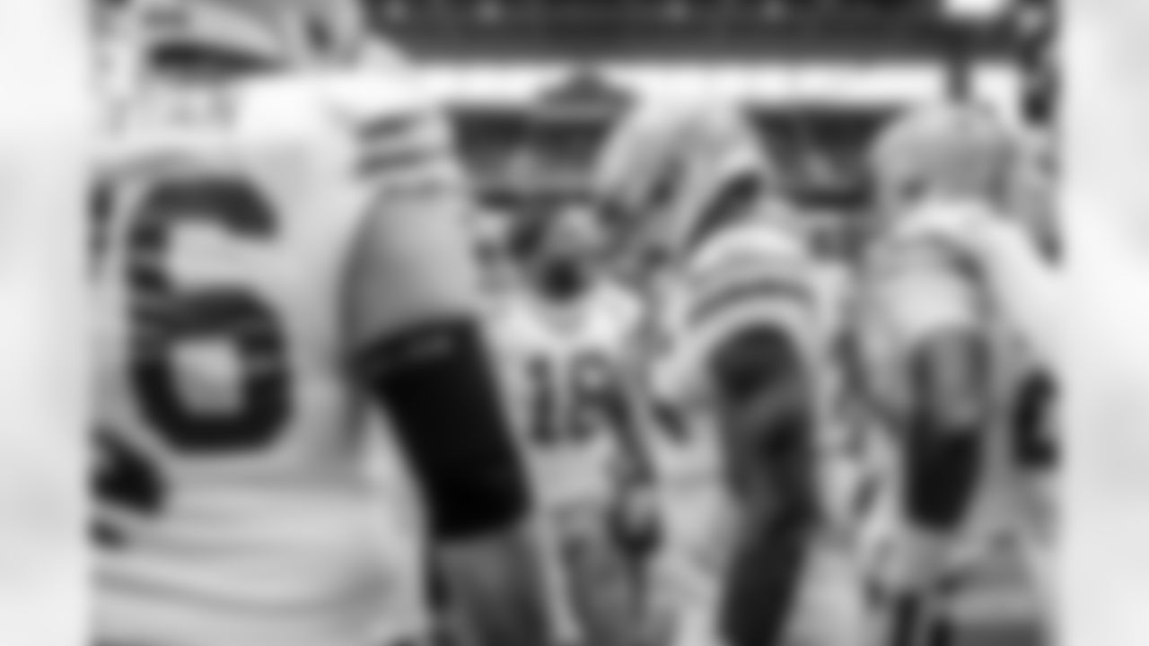 221225-packers-dolphins-siegle-WM-42