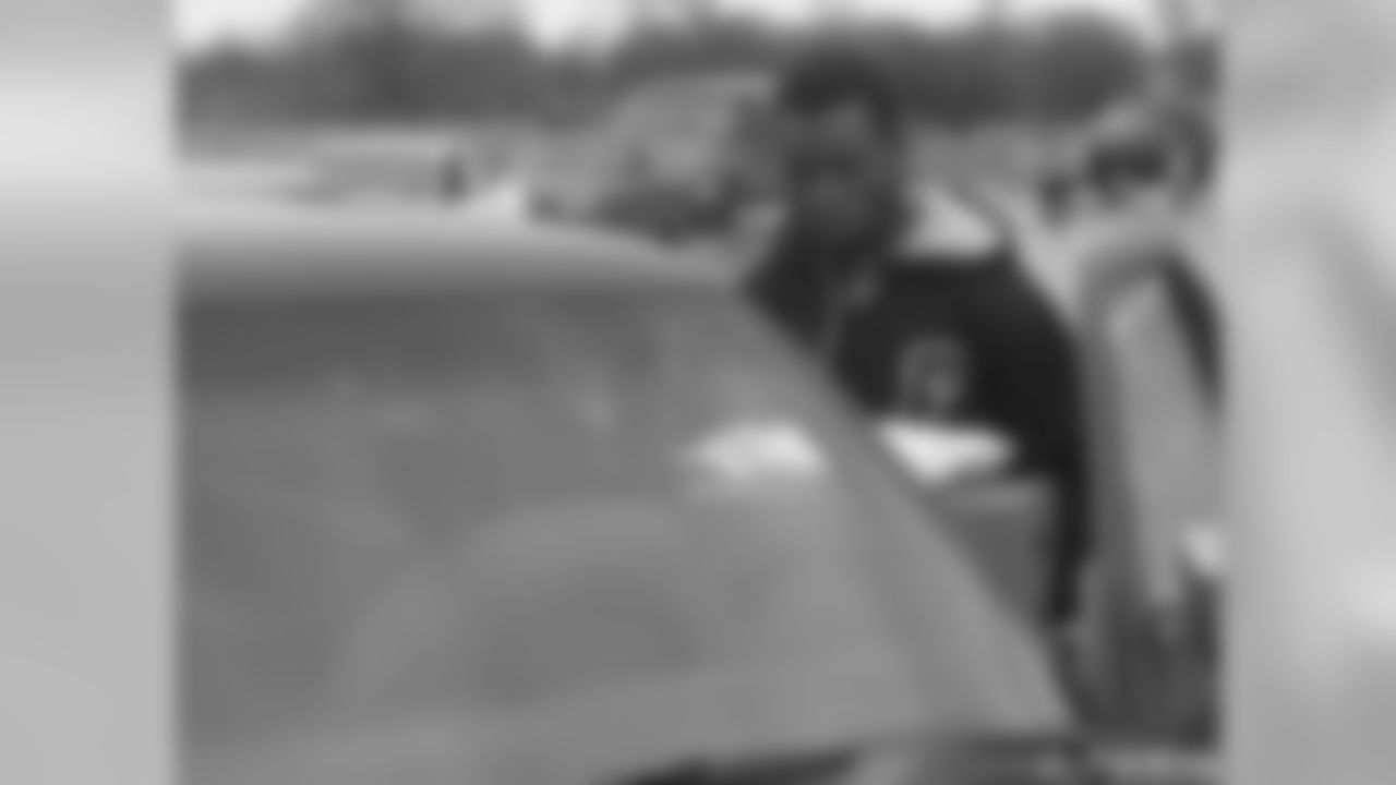 Ahman Green Teams With 'Feed The Children'