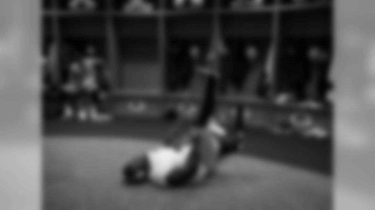 181001-locker-room-pass-06