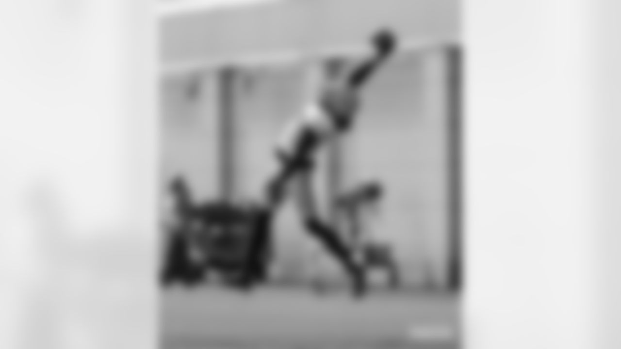 WR Davante Adams