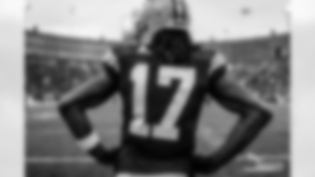 WR Davante Adams