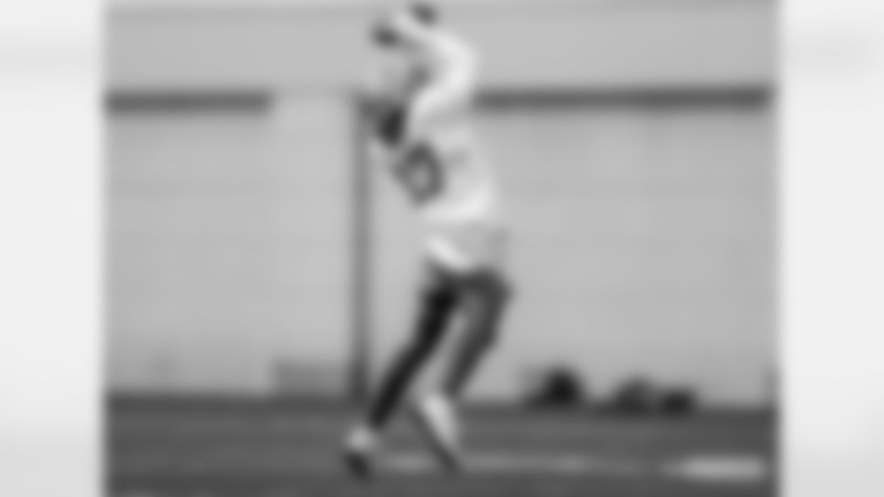 WR Davante Adams