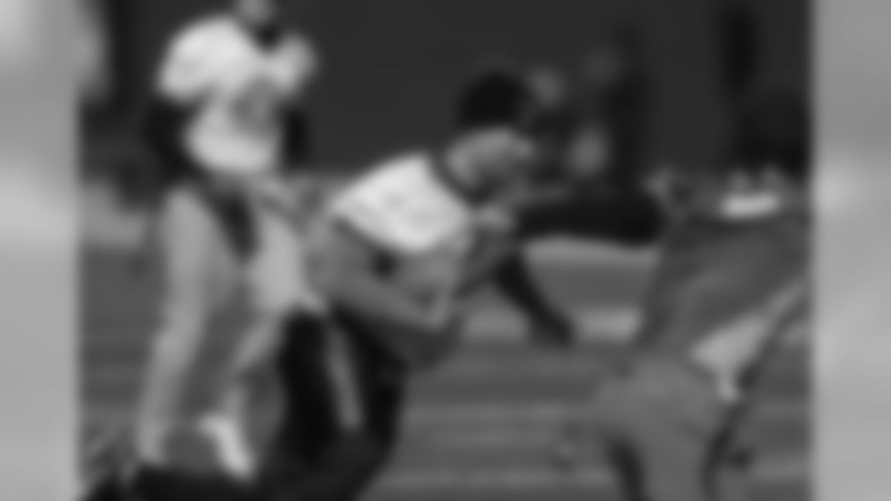 181013-flag-football-siegle-033