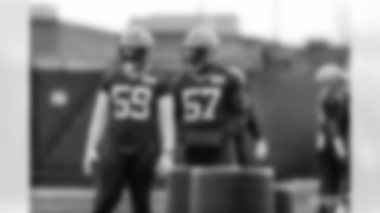 LBs De'Jon Harris & James Burgess