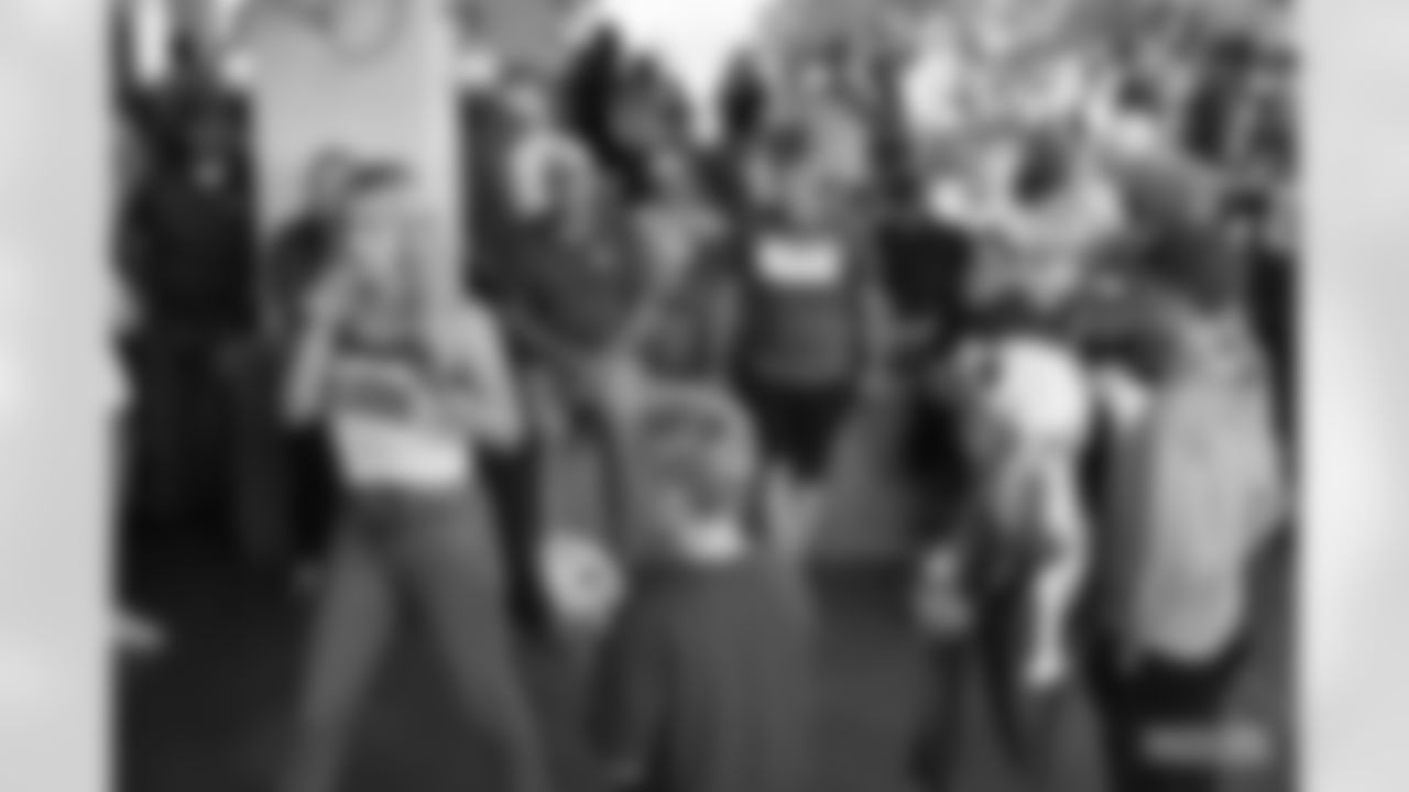 211928-pep-rally-AZ-256003