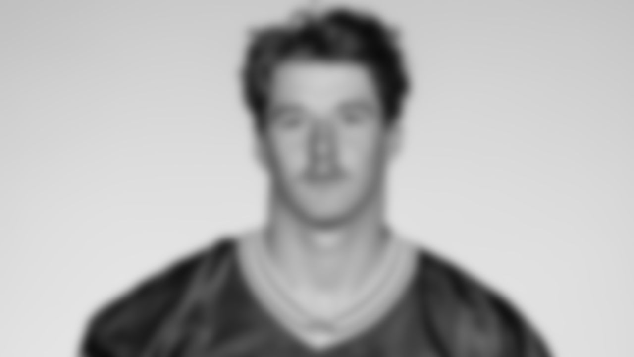 TE Luke Musgrave