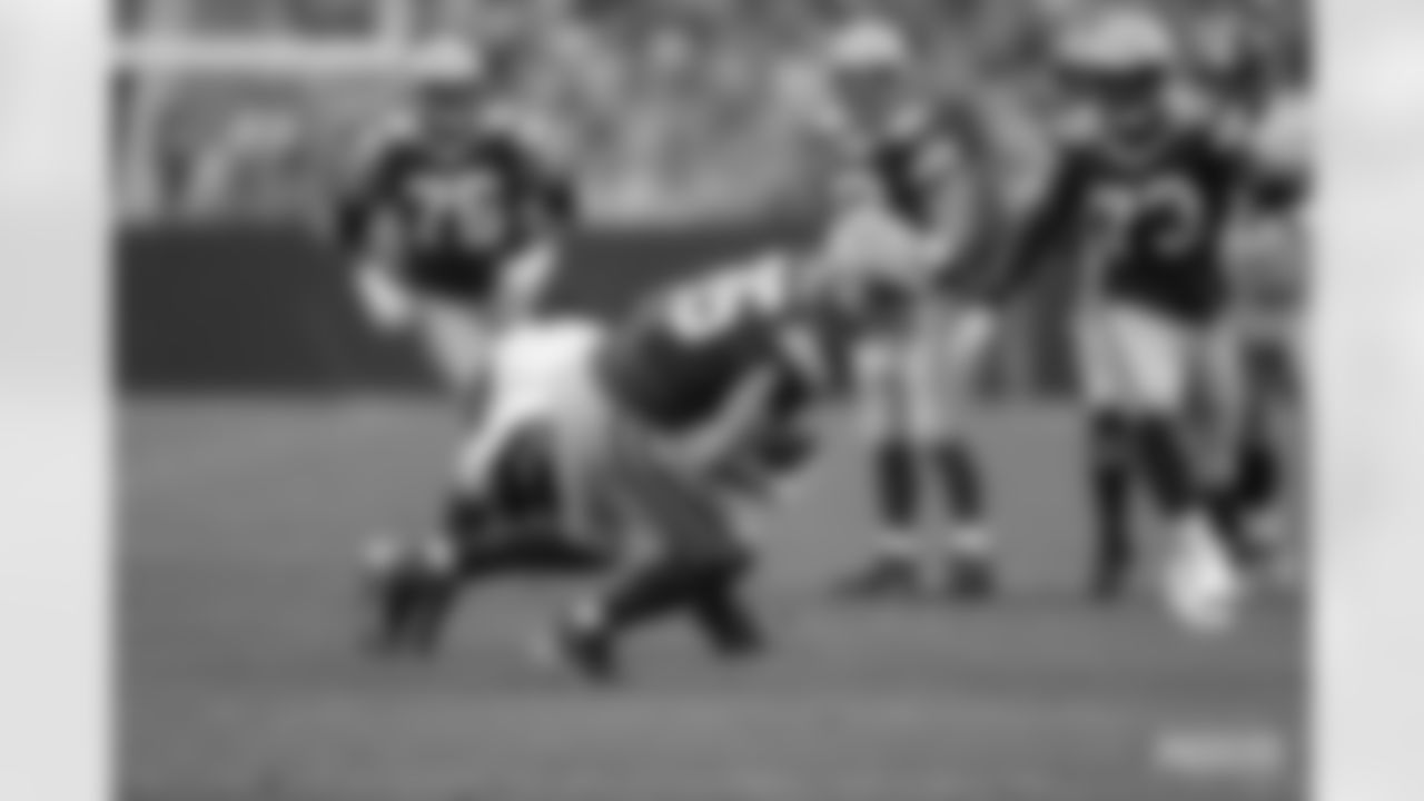 85 - TE Robert Tonyan