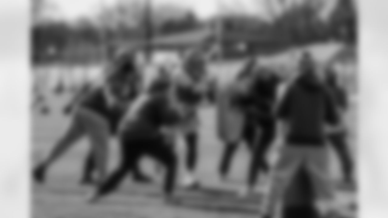 221201-mik-practice-gallery-2560007