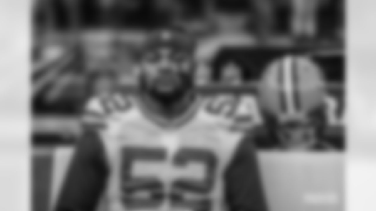 LB Rashan Gary