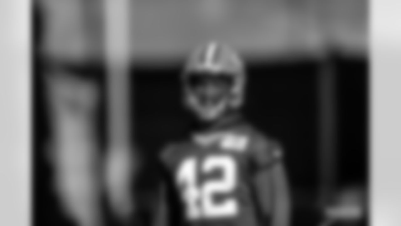 LB Oren Burks