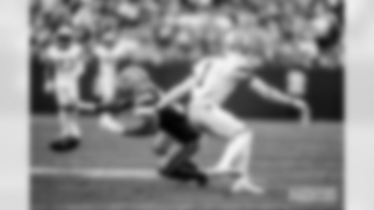 packers-saints-QTR4-batch1-siegle038