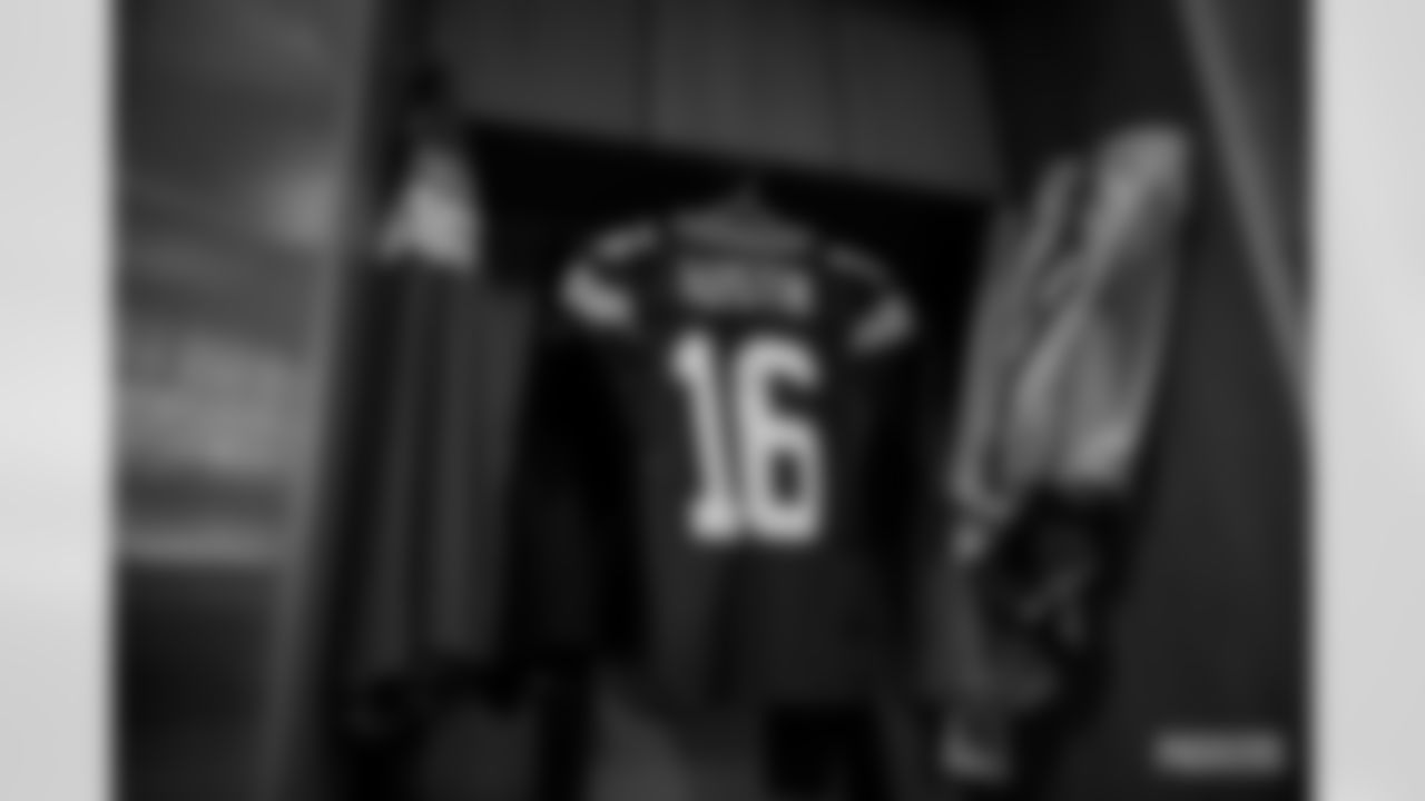 201219-locker-room-19