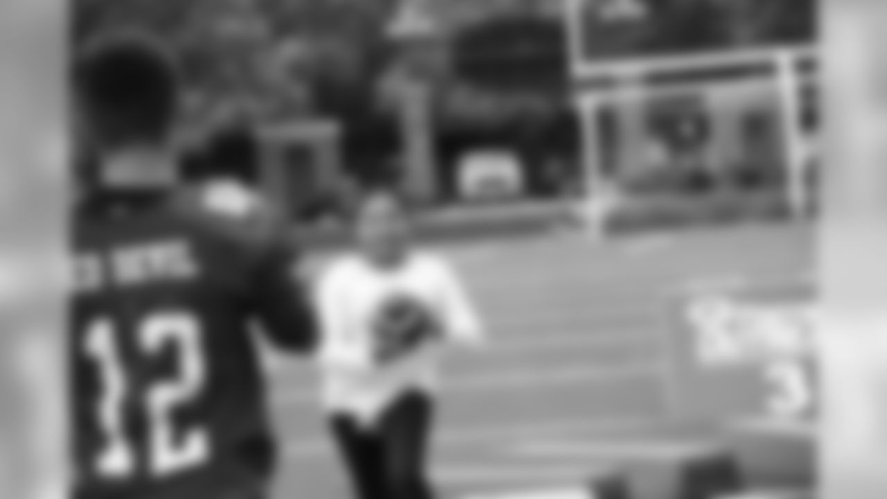 190917-football-outreach-16