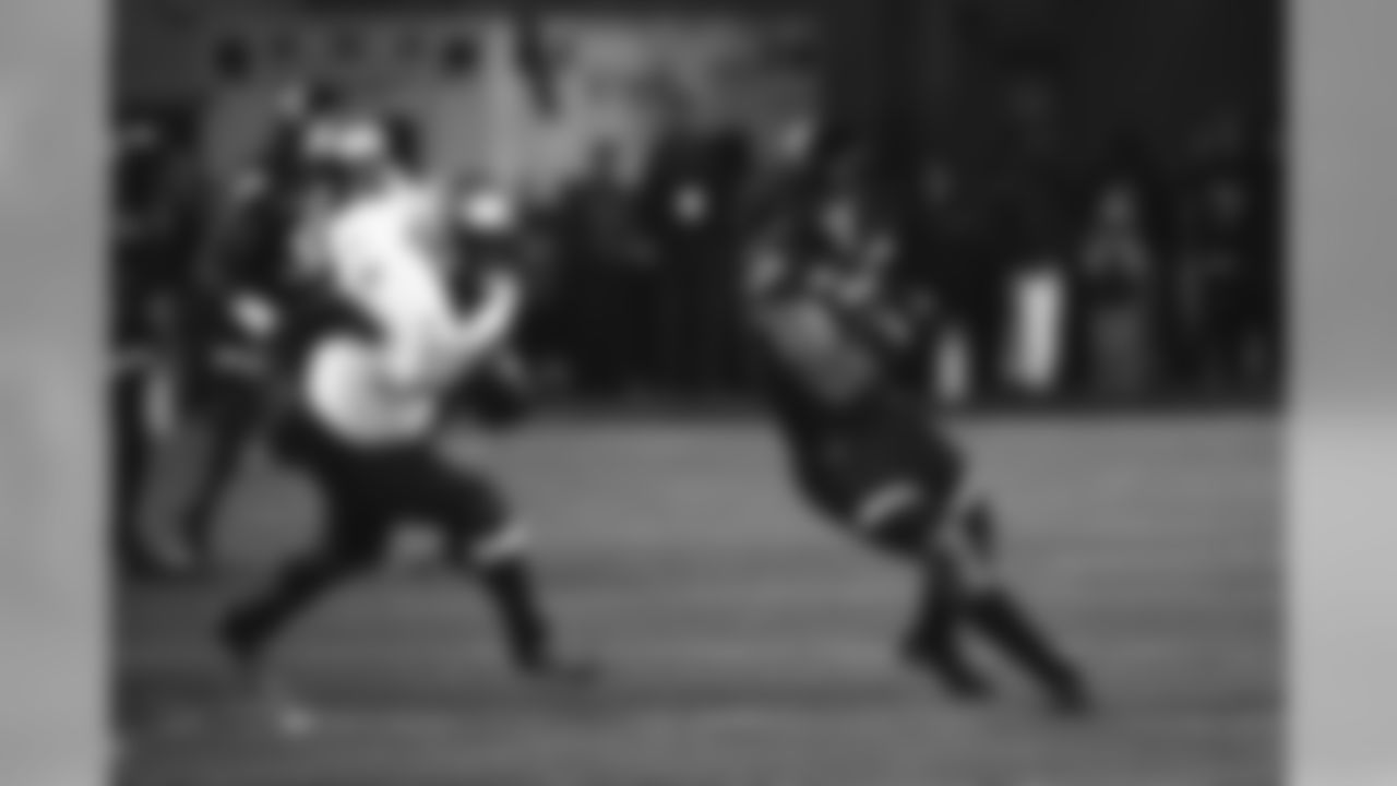 Packers TE Josiah Deguara