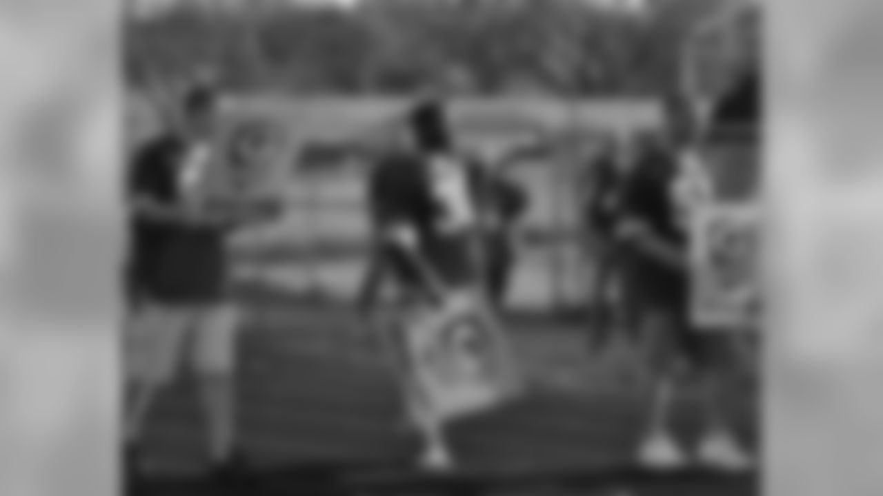 Packers Tailgate Tour - Beaver Dam Tailgate Party