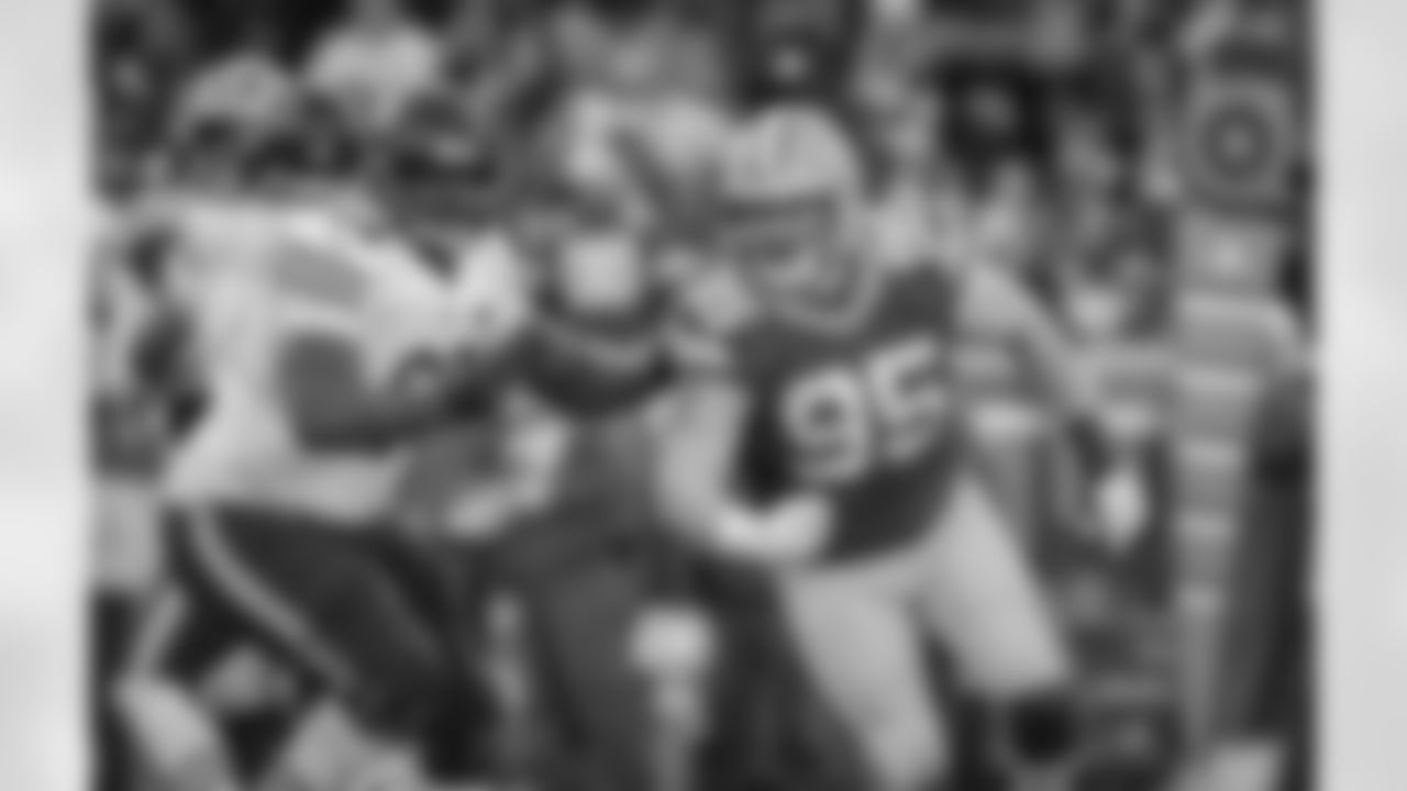 95 - DL Tyler Lancaster