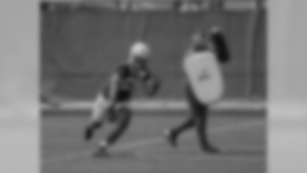 DL Eric Cotton