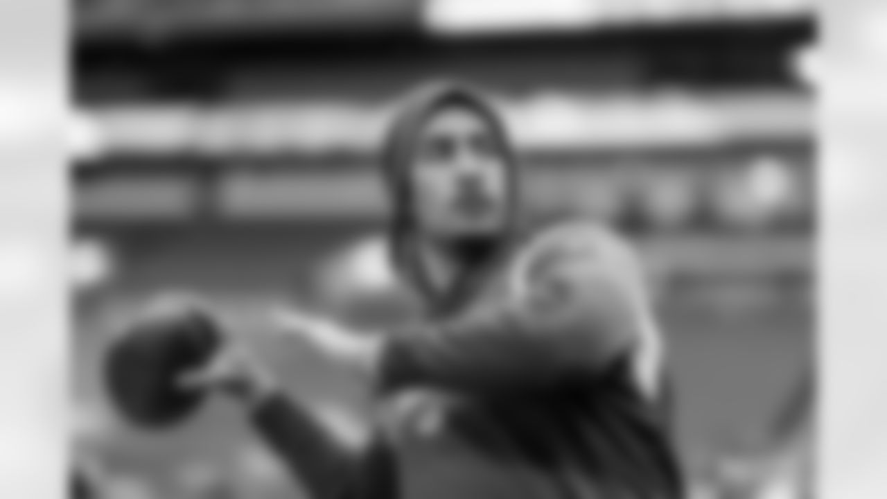 221225-packers-dolphins-siegle-WM-5