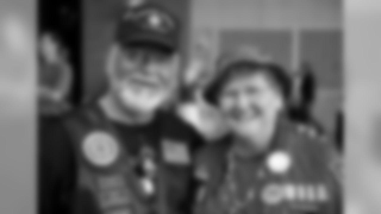 LZ Lambeau: Welcoming Home Wisconsin's Vietnam Veterans