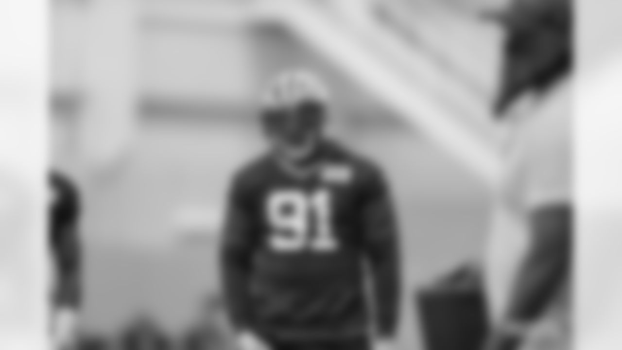 LB Preston Smith