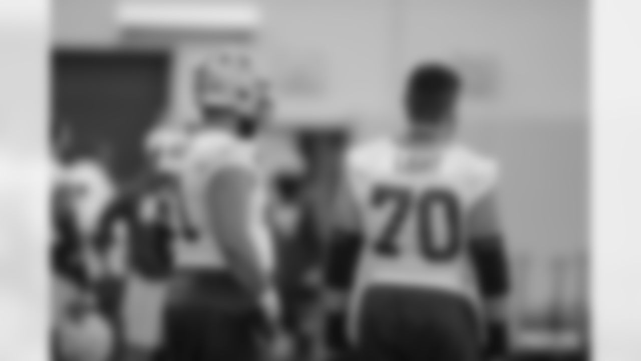 T Rick Wagner and T/G Alex Light