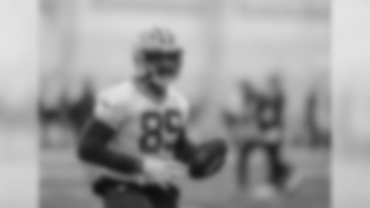 TE Marcedes Lewis