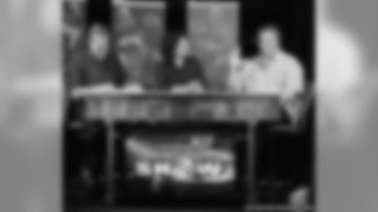 The 'Mike McCarthy Show' Films In The Tundra Tailgate Zone