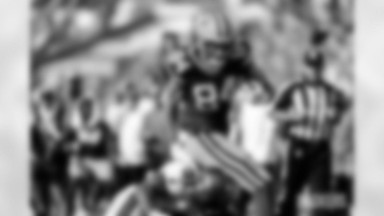 TE Tyler Davis