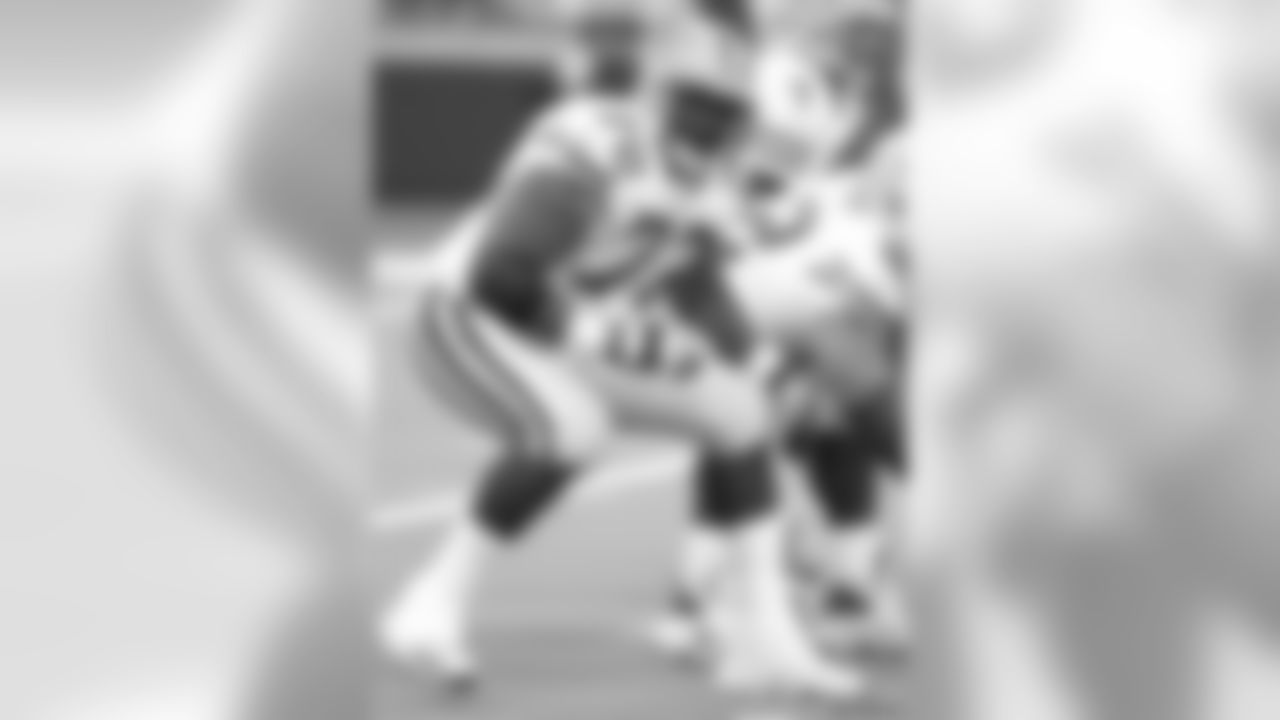 Earl Dotson