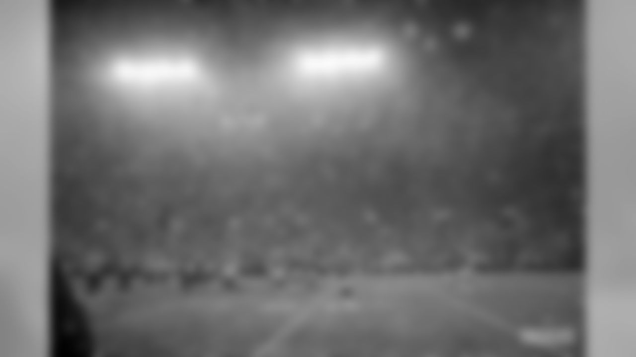191110-packers-panthers-4-siegle-WM-40
