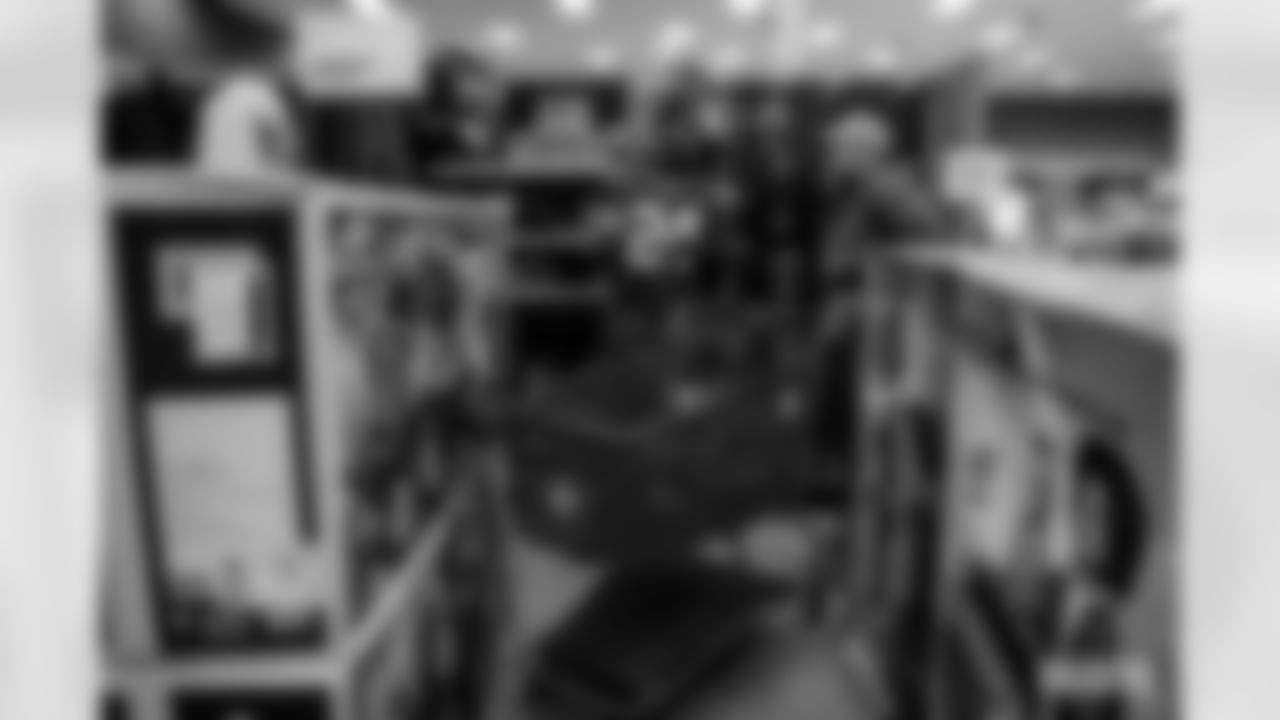 221215-tariq-target-shopping-2560017