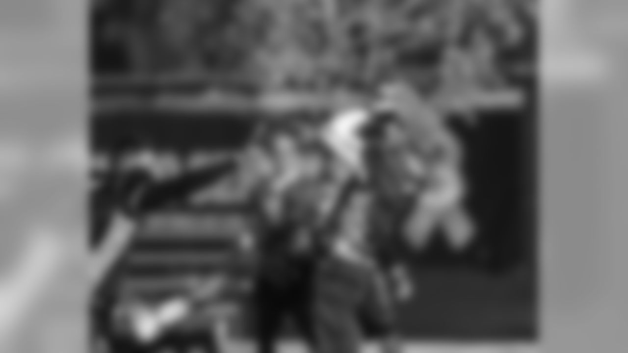 181013-flag-football-siegle-014