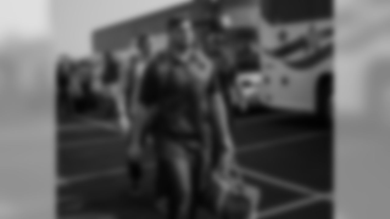 180824-packers-stadium-oakland-bobber-1