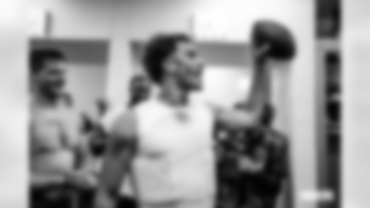 230910-LockerRoom-ES-37