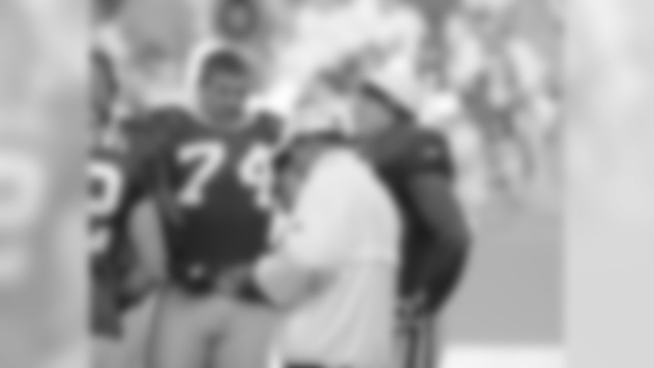 Aaron Kampman, Dom Capers, A.J. Hawk