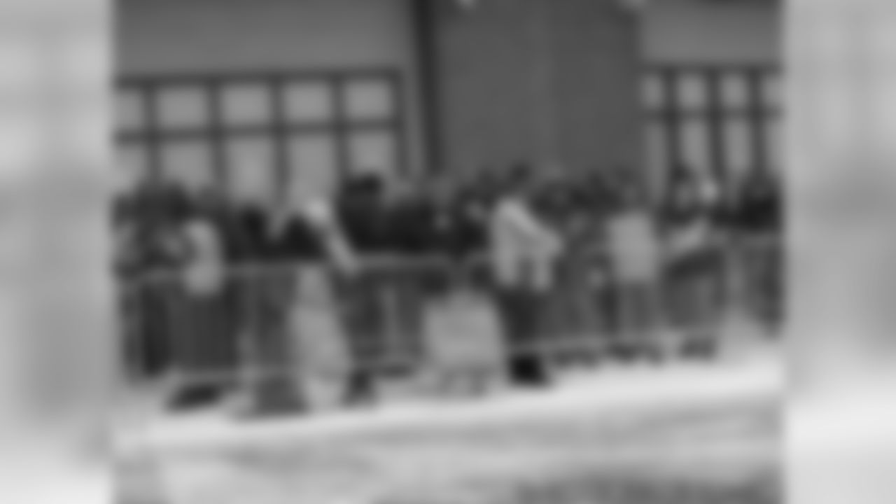 Fans Line Up To Buy Fan Fest Tickets