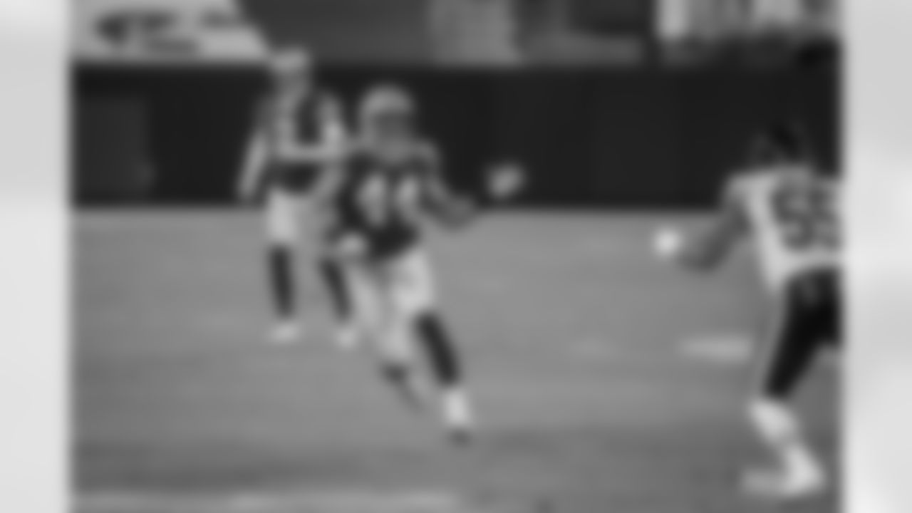 LB Ty Summers